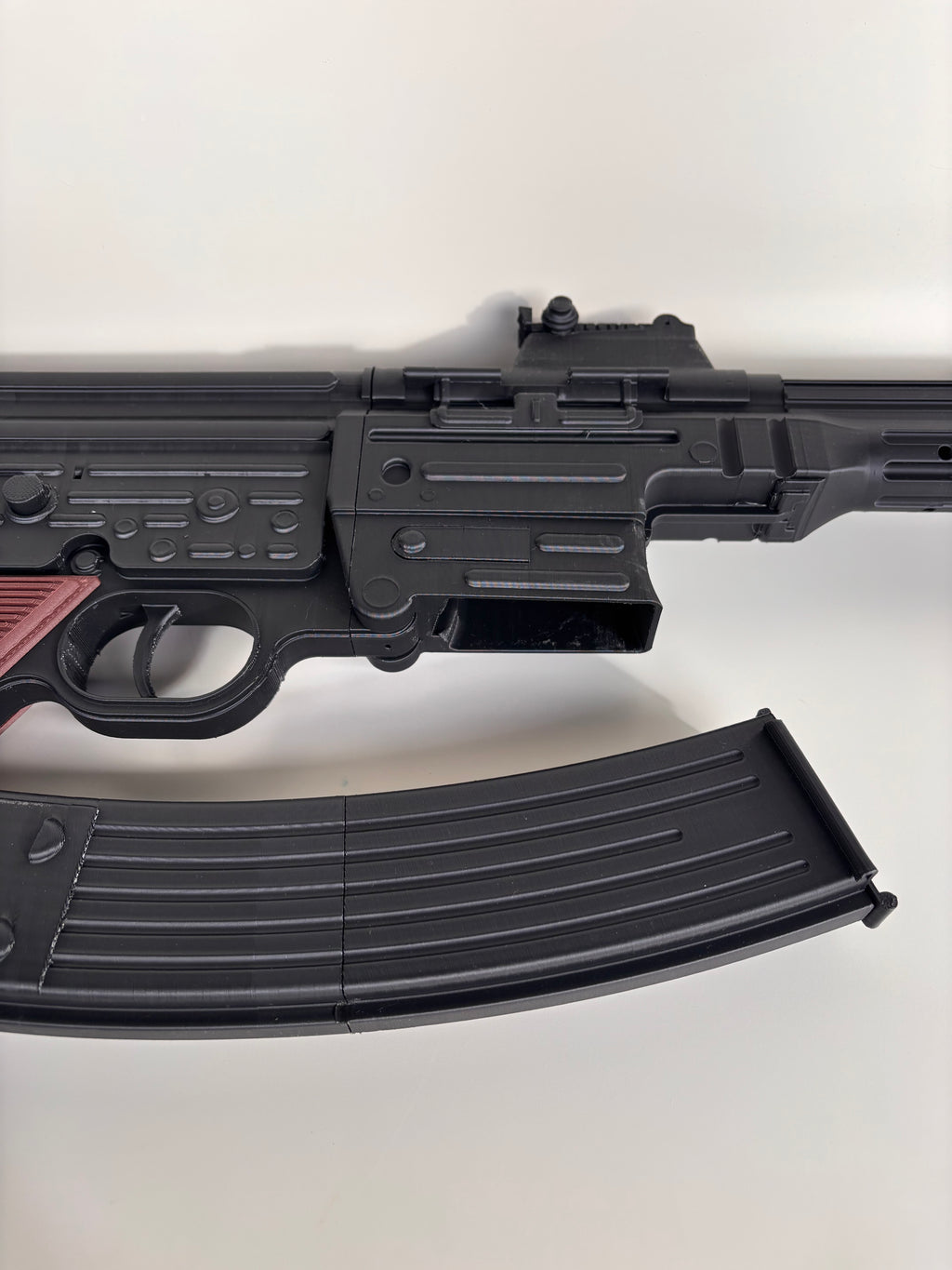 STG 44