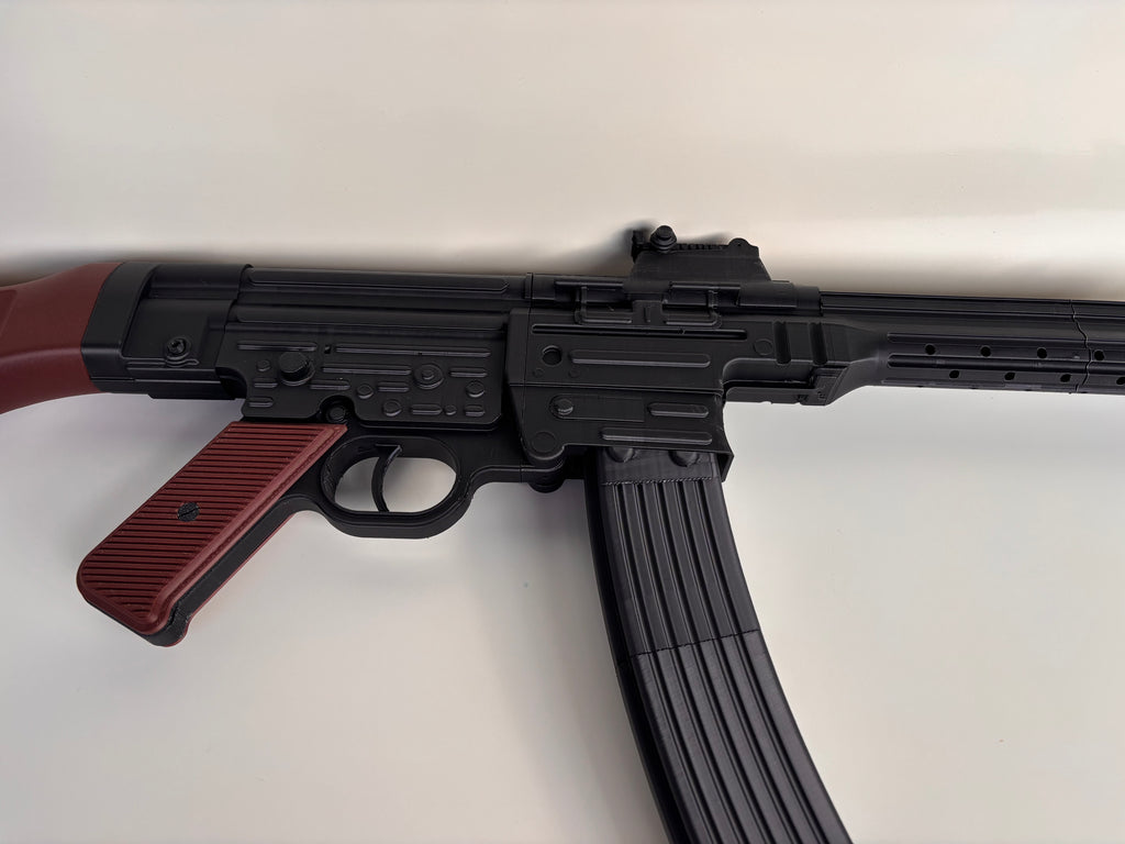 STG 44