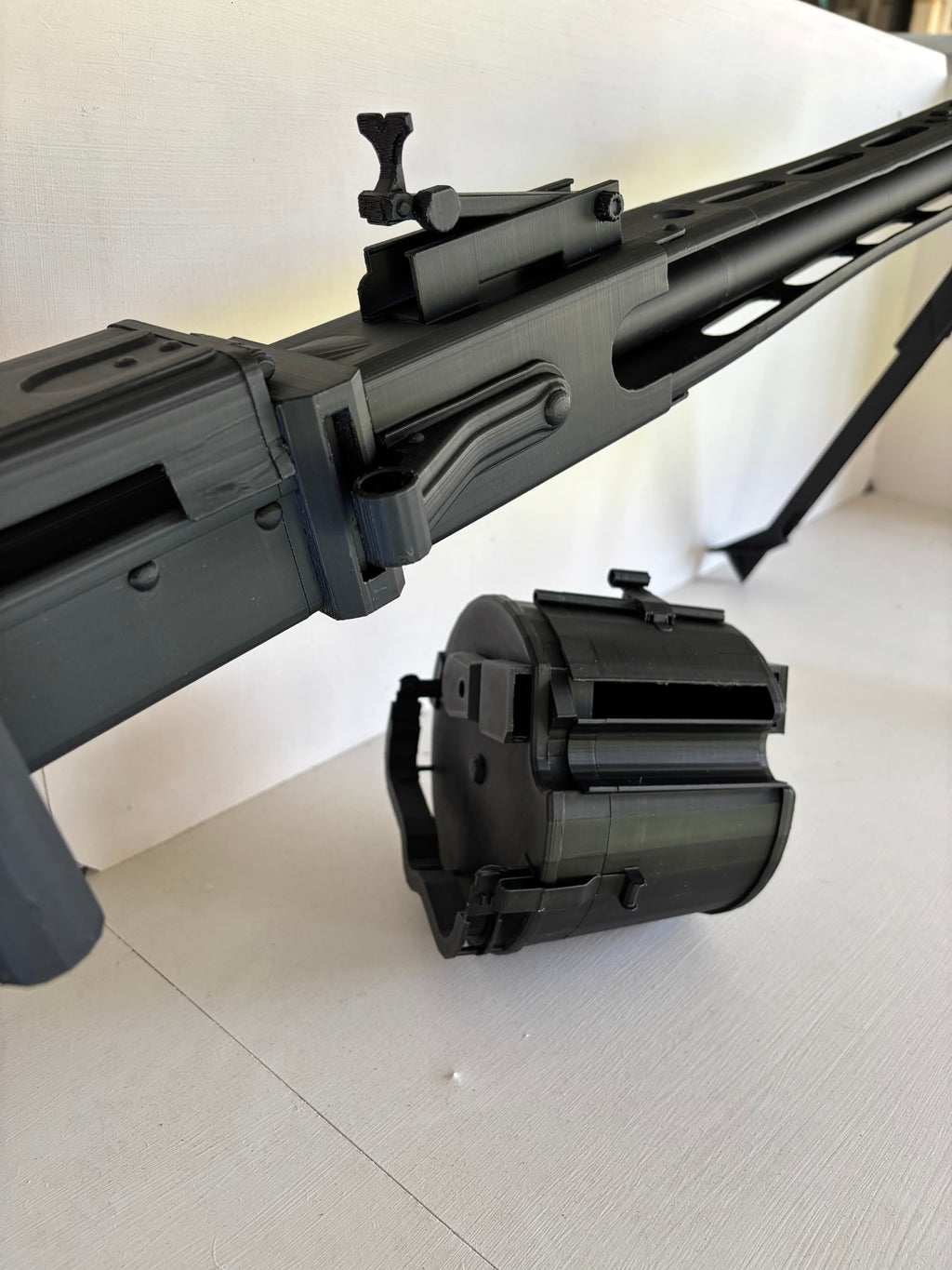 MG 42 Light Machine Gun