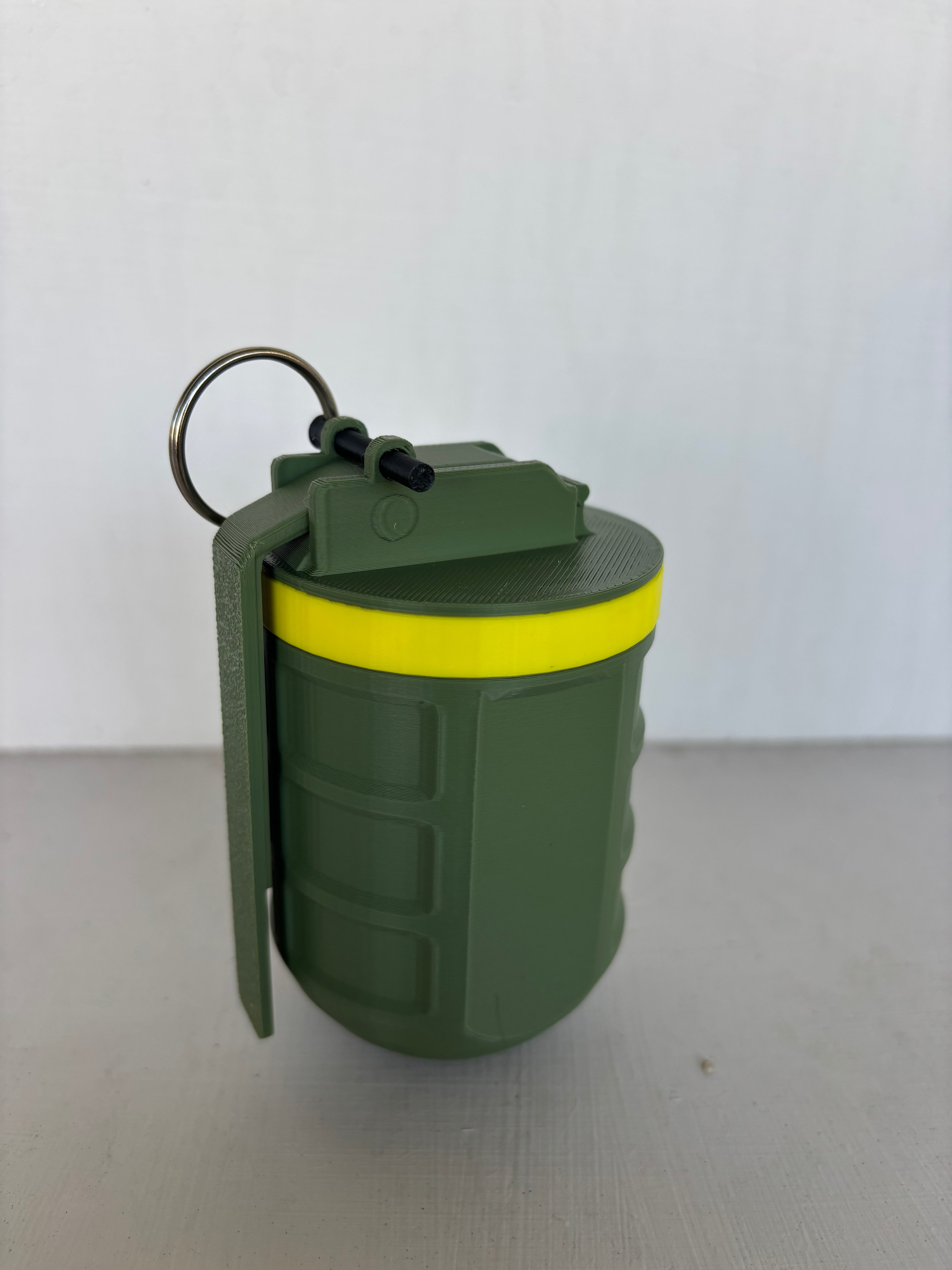 Grenade F1 Aussie
