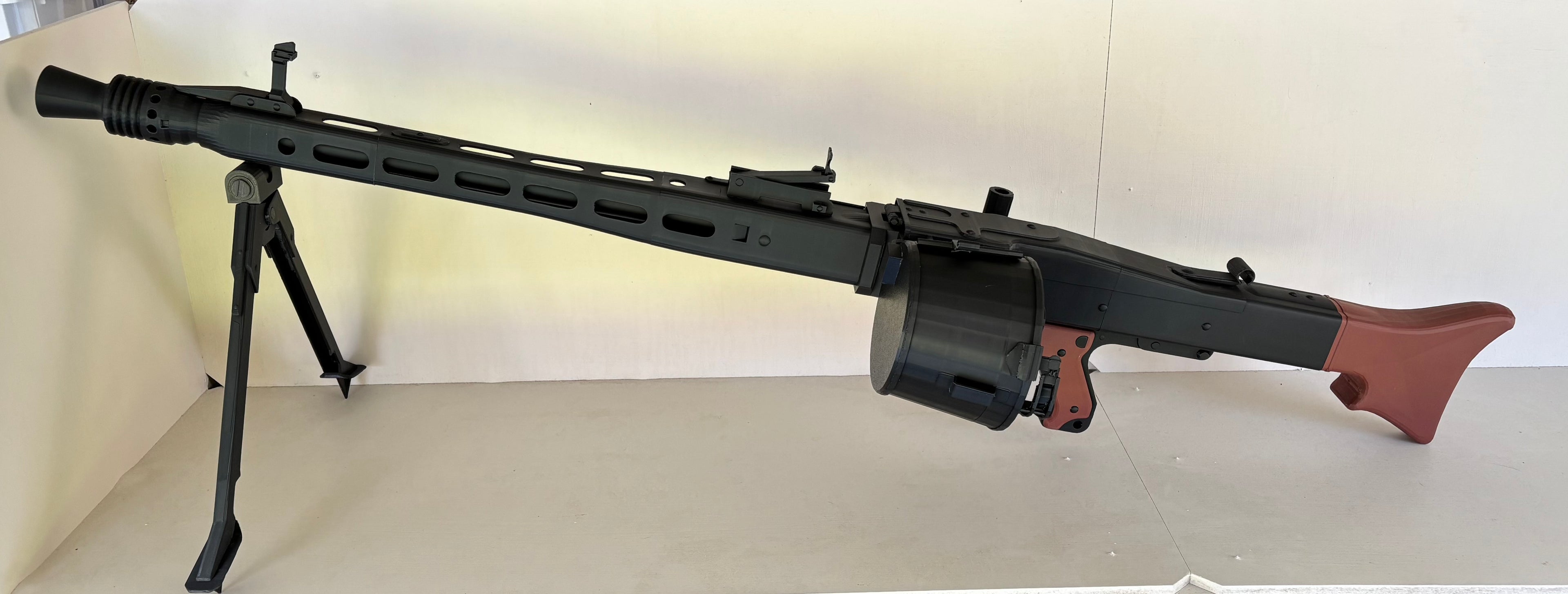 MG 42 Light Machine Gun